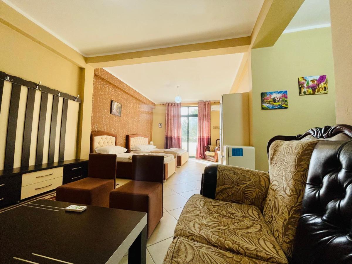 Vila3 Hotel Vlora Kültér fotó