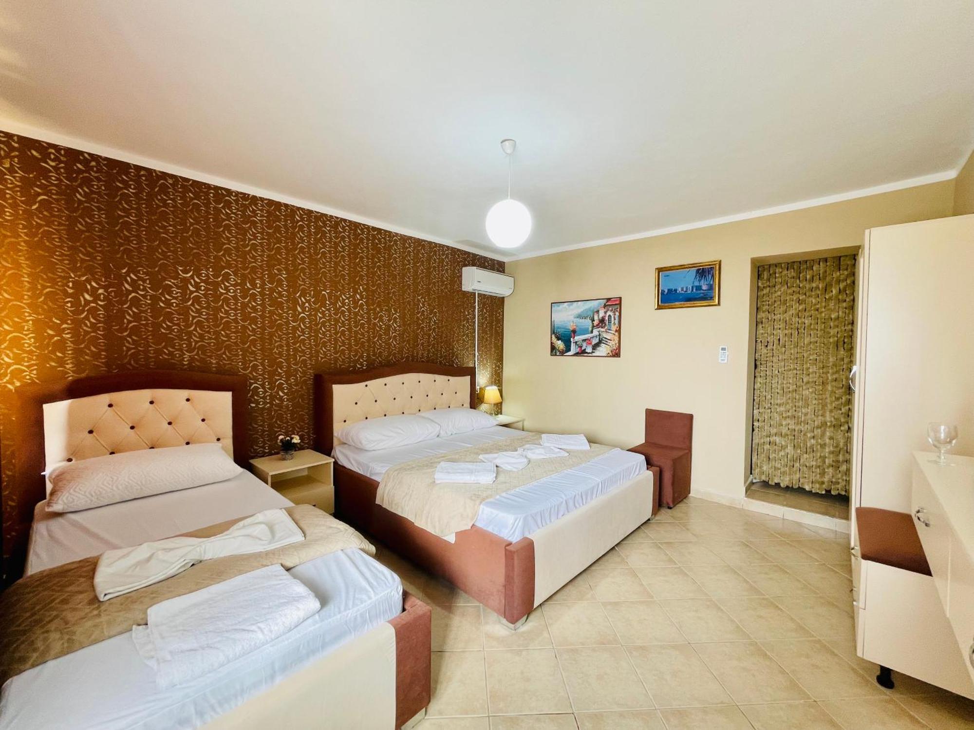 Vila3 Hotel Vlora Szoba fotó